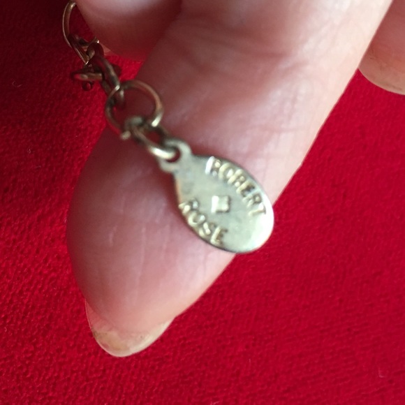 Robert Rose~ Pink & Opaque Beaded Necklace - Picture 3 of 9